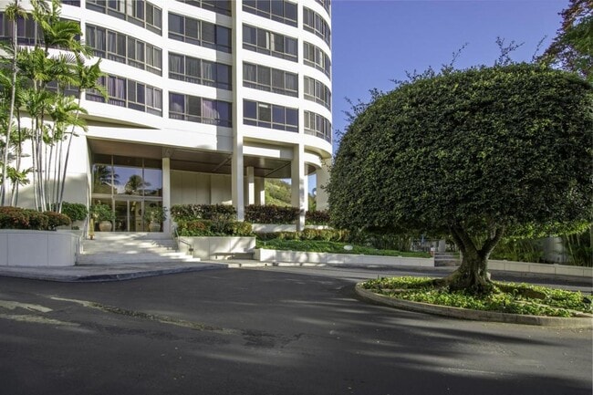 Building Photo - 6770 Hawaii Kai Dr