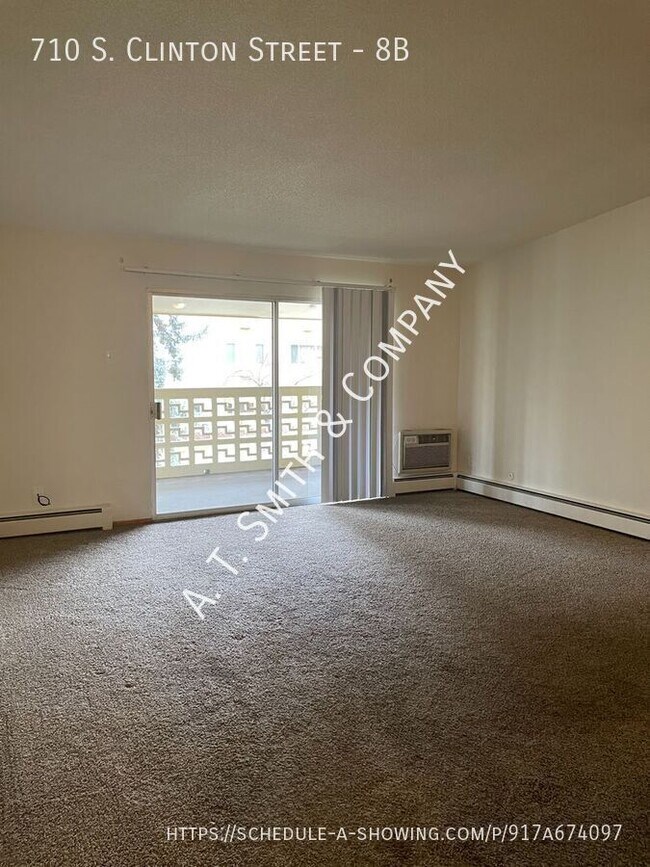 Building Photo - 710 S Clinton St