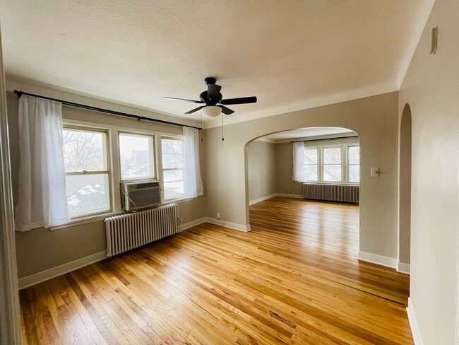 Dining Room - 261 Robie St W