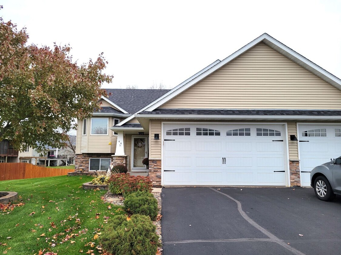 Primary Photo - Single Family Home