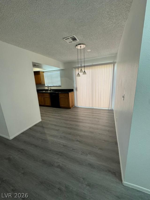 Foto del edificio - 534 Dunbar Dr