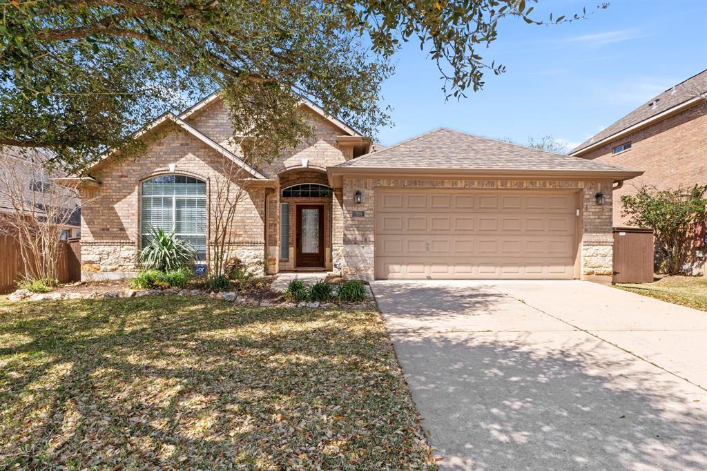 Foto principal - 305 Saddle Ridge Dr