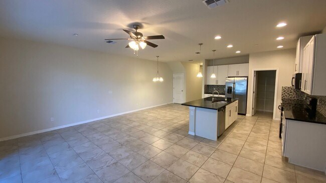Foto del edificio - 3/2.5 Town Home in Winter Park - Priced to...