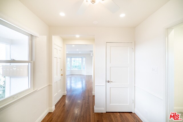 Foto del edificio - 901 Parkman Ave