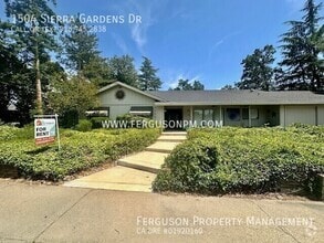 Building Photo - 1504 Sierra Gardens Dr