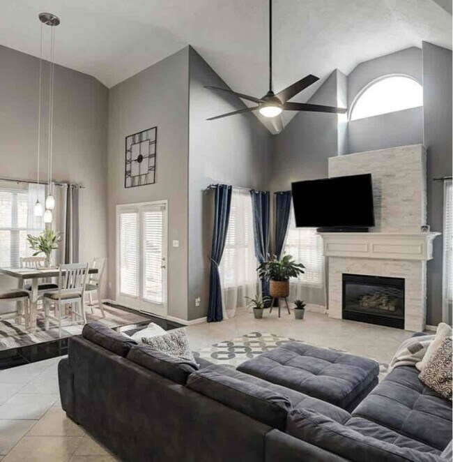 Building Photo - 313 Marina Oaks Ct