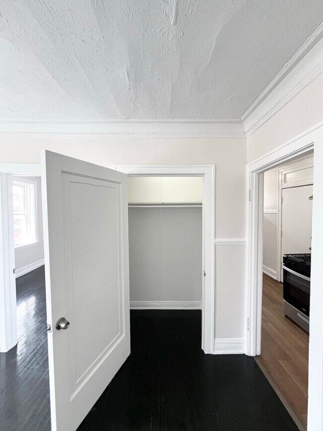 Foto del edificio - 4134 W 24th Pl