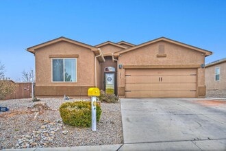 Building Photo - 1214 Northern Lights Way NE