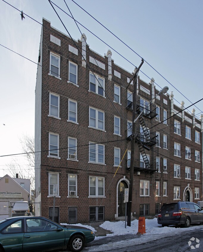 Building Photo - 275 Virginia Ave