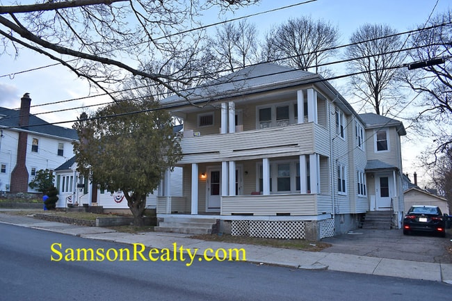 Building Photo - 136 Hillside Ave