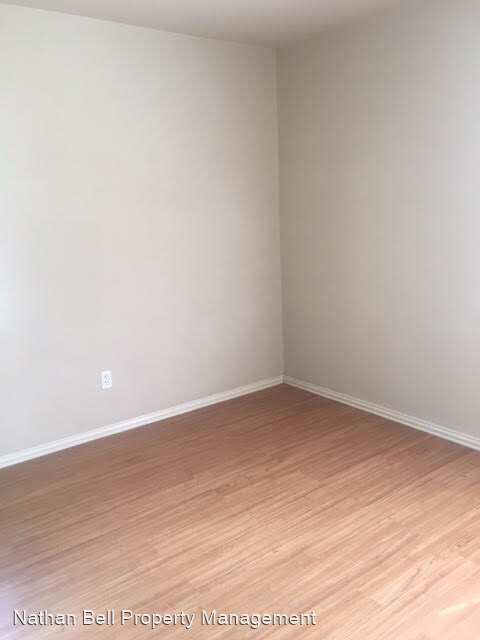 Building Photo - 3 br, 1 bath House - 2490 Beverly Dr