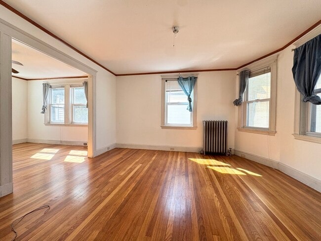 Building Photo - 158 Harriet Ave