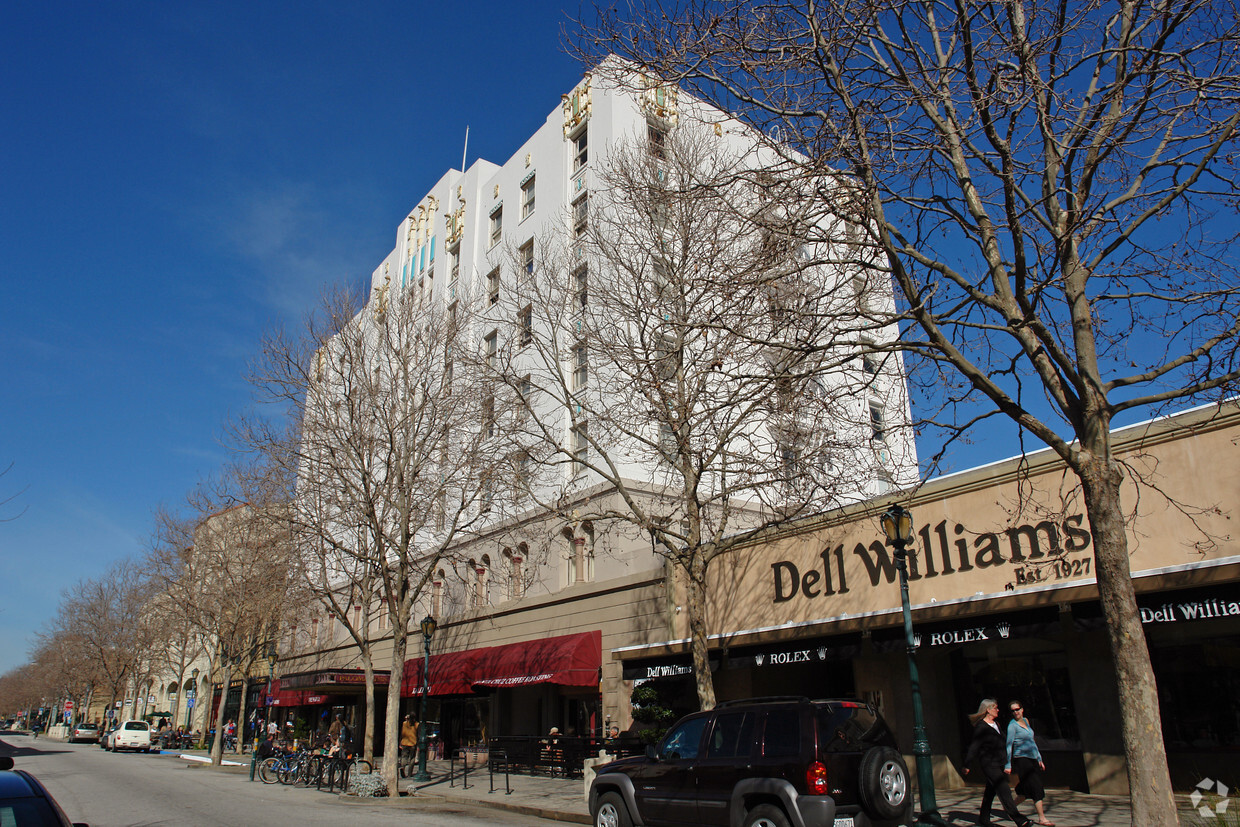 Primary Photo - The Palomar Inn