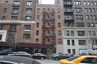 Building Photo - 146 W 79th St