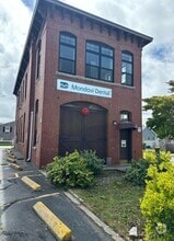 Building Photo - 1190 Stafford Rd