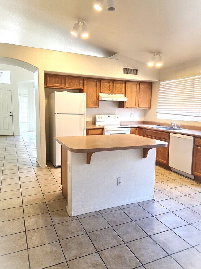 Foto del edificio - Wonderful 3-bedroom 2 bathroom