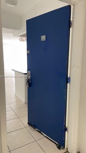 Foto del edificio - 2175 NE 170th St