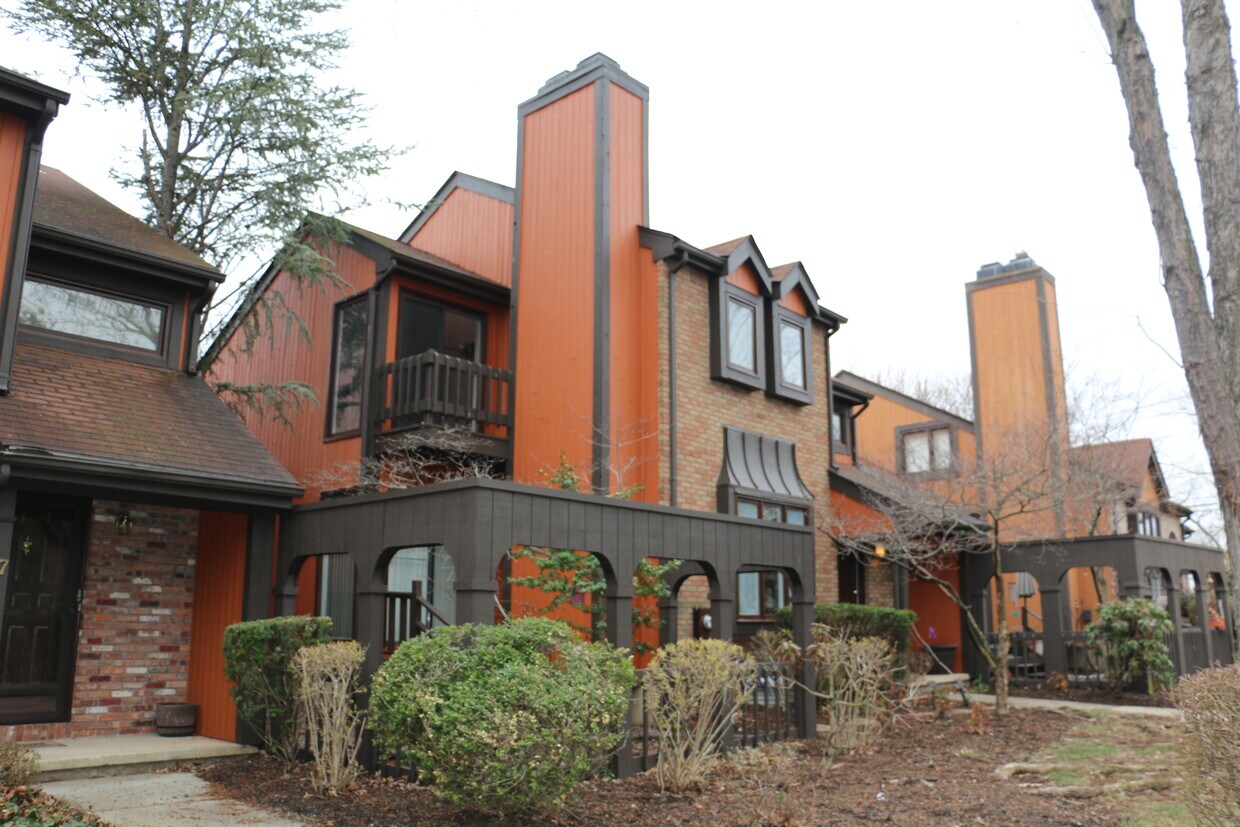 85 Riverbend Dr, North Brunswick, NJ 08902 House Rental in North Brunswick, NJ