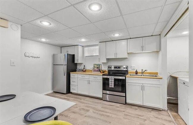 Foto del edificio - 3435 Lowell Blvd