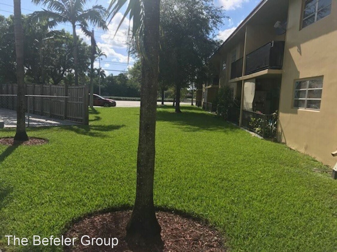 Primary Photo - 1255 W Okeechobee Rd