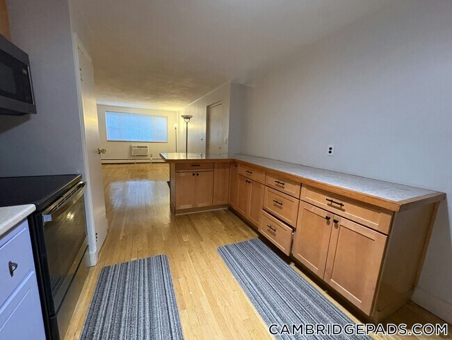 Foto del edificio - 11 Cogswell Ave
