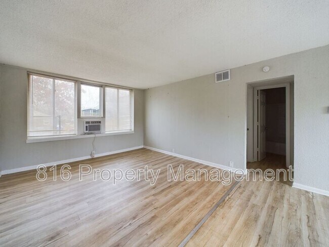 Building Photo - 1609 Washington Blvd