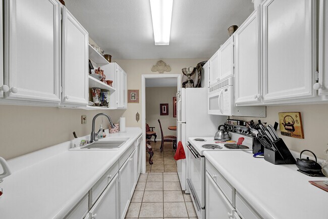 Foto del edificio - 252 Shadow Mountain Dr