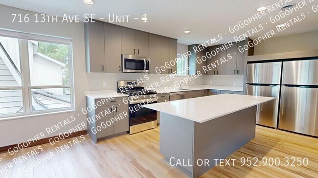Foto del edificio - 716 13th Ave SE