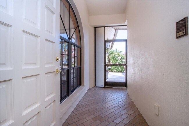 Building Photo - 4593 Las Brisas Ln