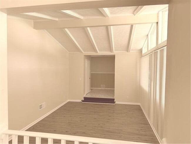 Foto del edificio - 4707 Riverwood Cir