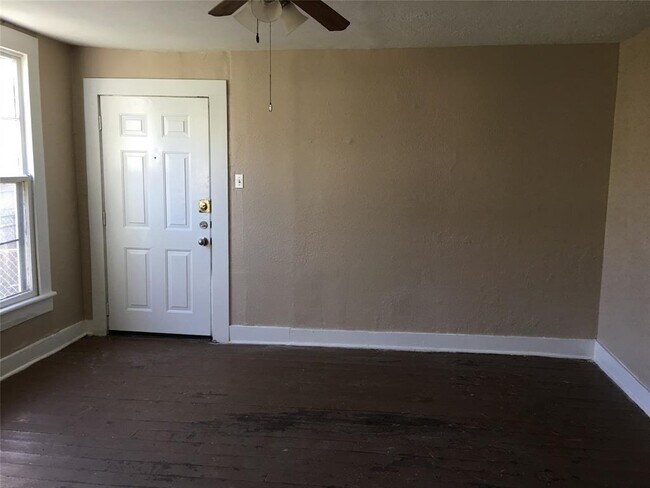 Foto del edificio - 1814 Ave M 1/2