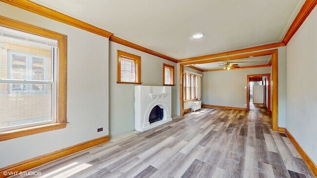 Foto del edificio - Modern 3BR – Spacious, Bright & Stylish (1...