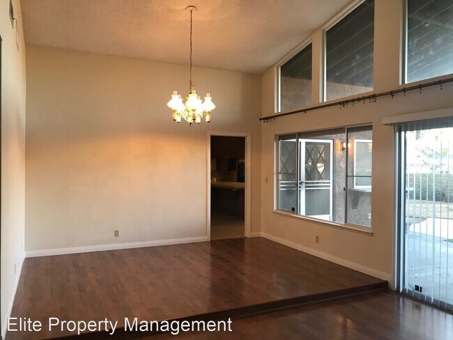 Foto del edificio - 3 br, 2.5 bath House - 619 W Howell Ave