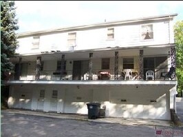 Building Photo - 1796 Cromwell Dr