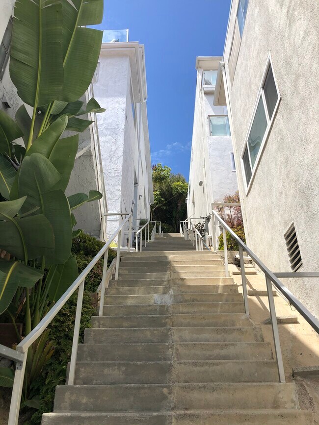 Entrance up stairs - 18203 Coastline Dr
