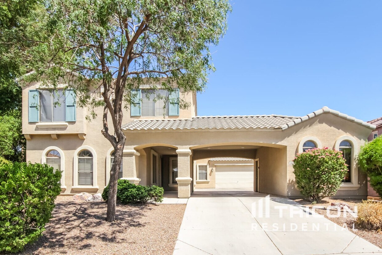 Foto principal - 12650 W Marshall Ave