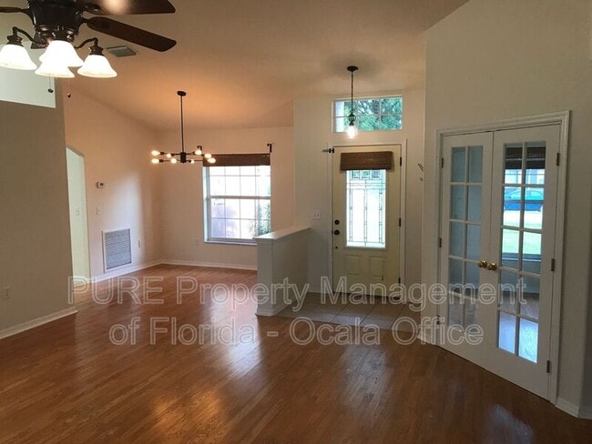 Building Photo - 5661 SW 88th Pl