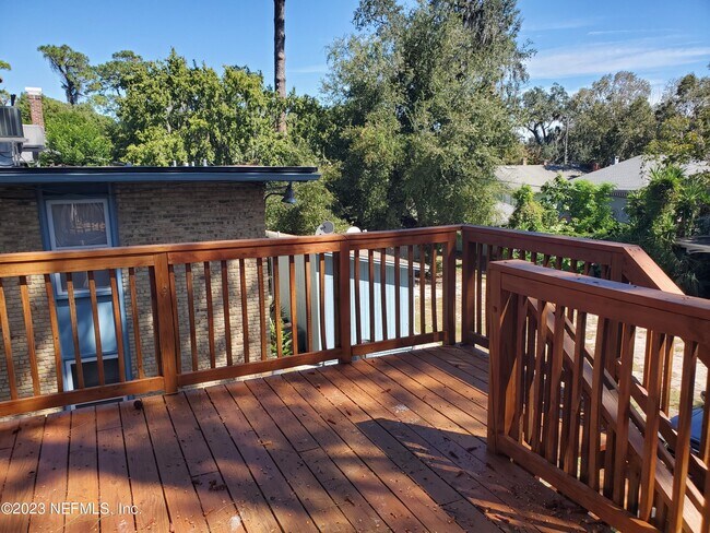 Foto del edificio - 3218 Herschel St