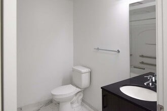 Interior Photo - Ambassador