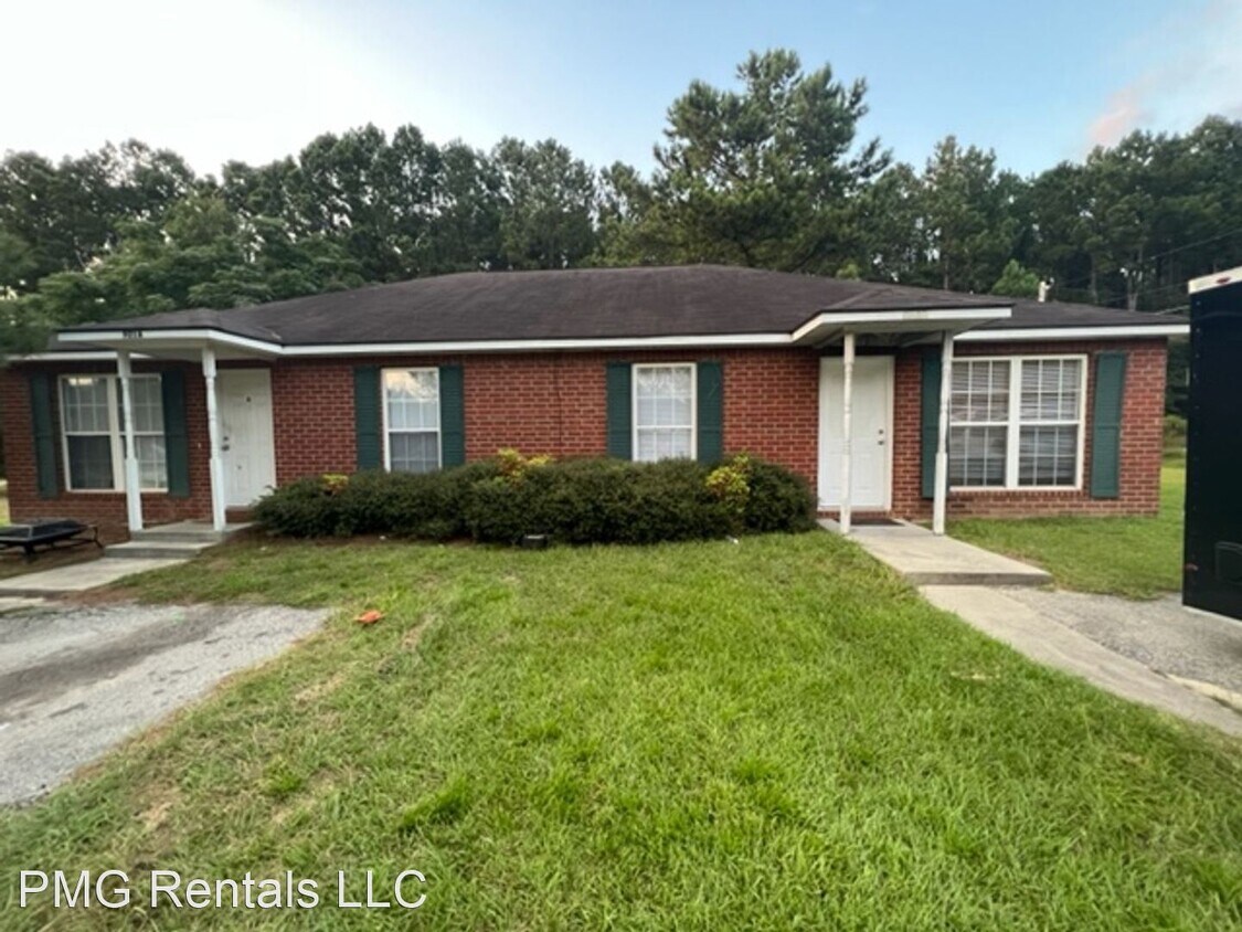 2 br, 2 bath House 901B Trevor Lane House Rental in Statesboro, GA