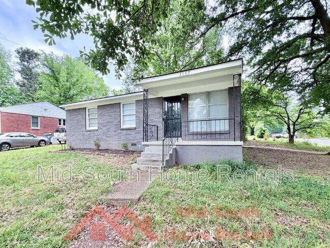 Building Photo - 2147 Pamela Dr