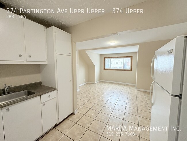 Building Photo - COZY 2 BED/1 BATH NEAR U OF W - INCLUSIVE!!