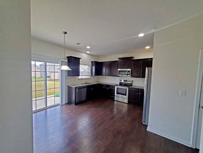 Foto del edificio - 814 Hillsdale Ave