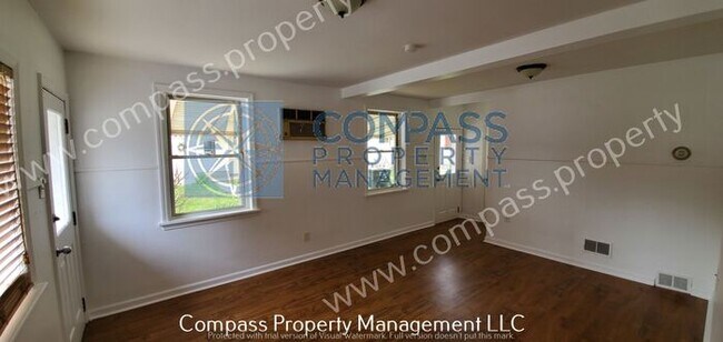 Foto del edificio - $1395 - 2 Bed, 1.5 Bath, Cottage Home - We...