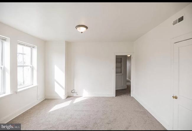Building Photo - 5244 Pennsgrove St