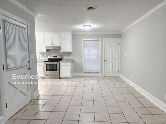 Foto del edificio - 780 Twin Pines Rd