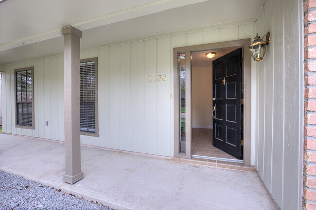 Foto del edificio - Great location near Perkins/Pecue!!