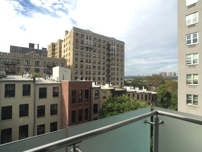 Foto del edificio - 620 W 143rd St