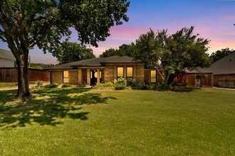 Building Photo - 617 Arbor Ct