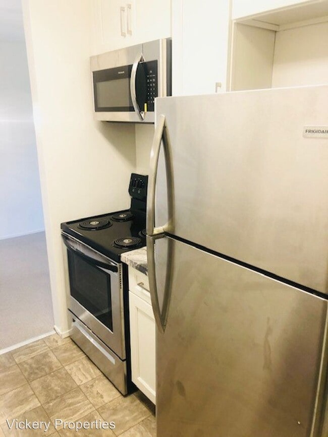 Building Photo - 1 br, 1 bath Condo - 4081 Clayton Road #332